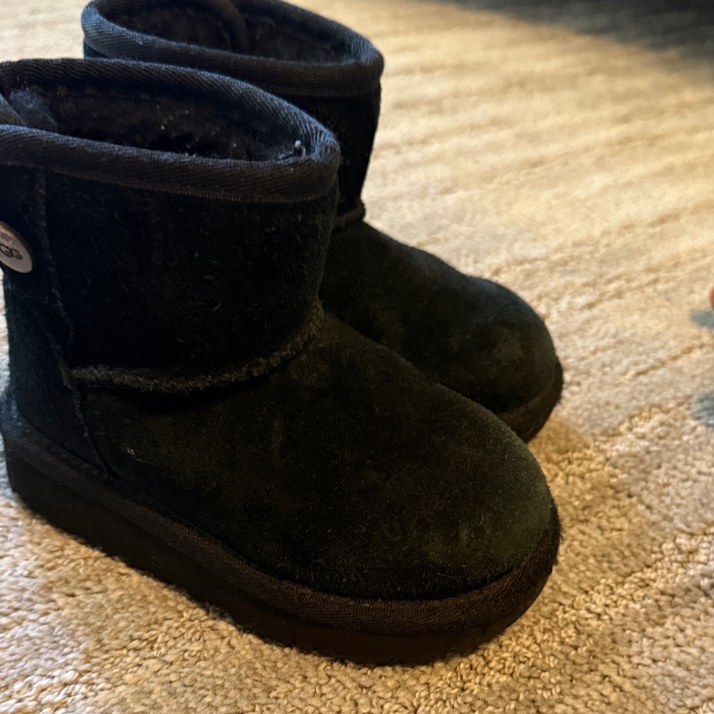 UGG Black Kids Bootie toddler size 7